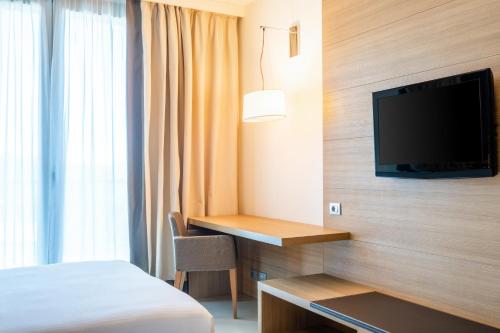 Large Single Room