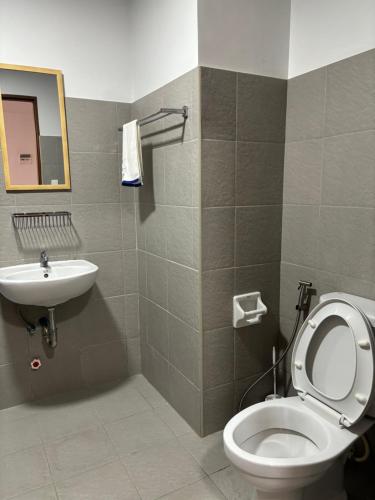 1Bedroom Unit in Mesatierra Garden, Davao (photo 7)