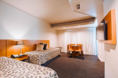 Superior Quadruple Room image 2