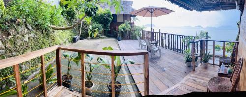 Hut sunset view