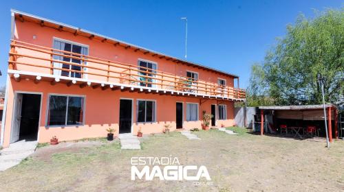 Cabañas La Sagrada Familia (Cabanas La Sagrada Familia) in El Nihuil