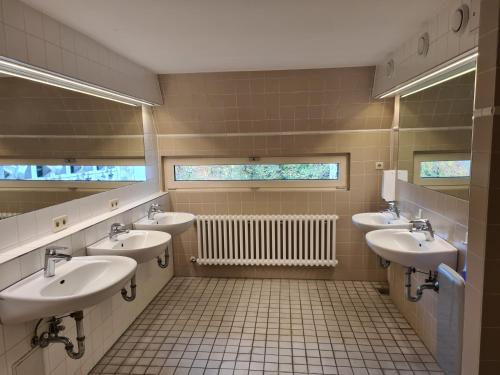 Jugendgästehaus St.-Michaels-Heim - image 3