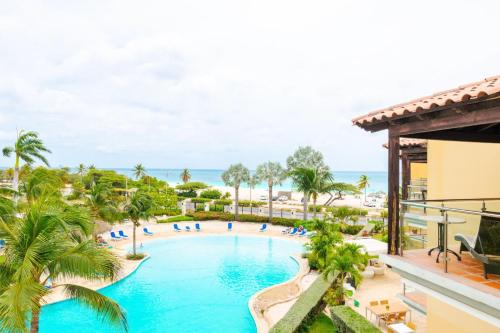 Beachfront - Deluxe View 2BR condo - E323