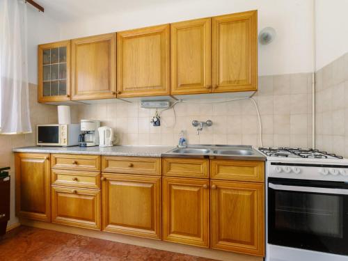 Holiday Home Picea by Interhome in บาลาตองเฟนเวส
