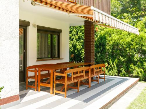Holiday Home Picea by Interhome in บาลาตองเฟนเวส