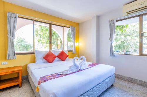 room detail thumbnail 1