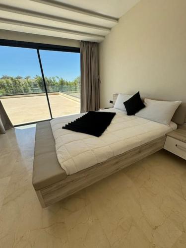 villa white villa white