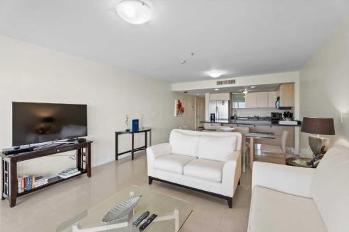 Beachfront - Turquoise View 2BR condo - BC353, Palm-Eagle Beach (foto 9)