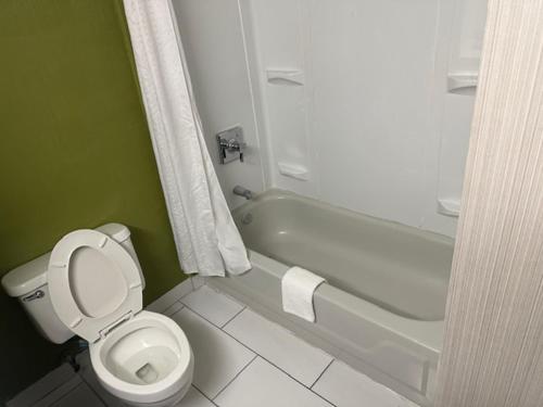 Sleep Inn & Suites Sleep Inn & Suites