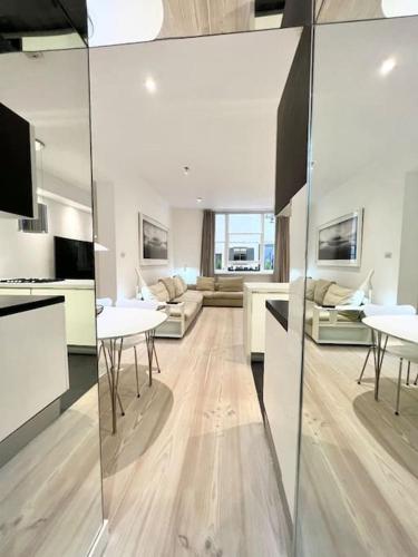 Stunning 4 bed flat near Notting Hill and Hyde park, Londra (foto 5)