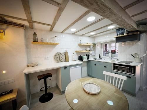 Konyha, Morning Star Garabandal St John of the Cross Studio in Rionansa