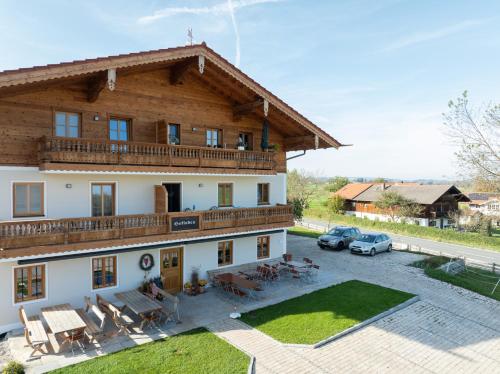 A szálláshely kívülről, MY STAY Erholung auf Erlebnishof zwischen Chiemseestrand und Kampenwand in Bernau am Chiemsee