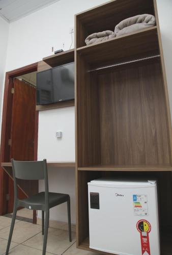 3 twin beds