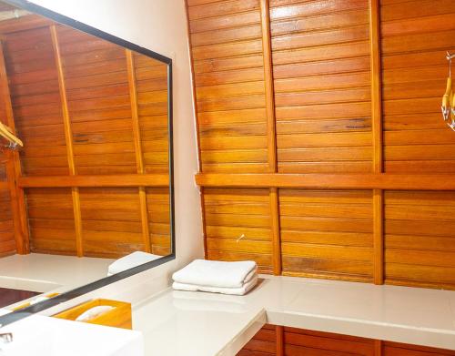 Bany, Torau Resort in Poso