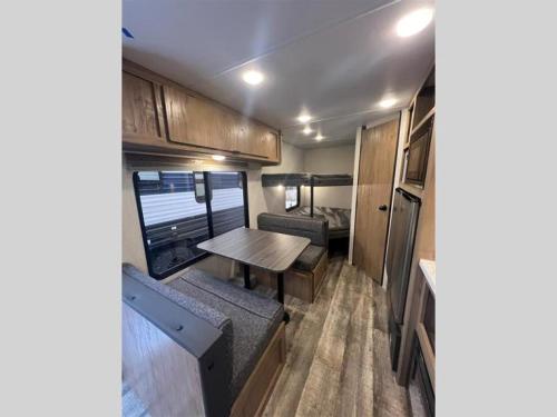 virtuve, Moceanset Getaways - Luxurious, Ocean, Mountain And Sunset Views "Camping Experience" in Dingwall (NS)