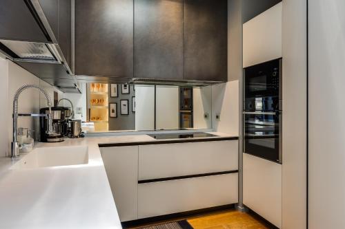 Belli Vatican Attico - Luxury Design Rooftop Apartment close to Vatican City, Рим (фото 9)