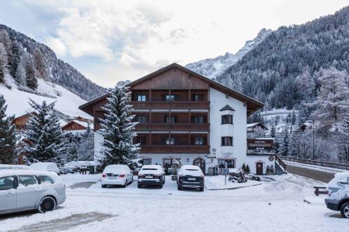 Hotel Casa Alpina - Alpin Haus Wolkenstein-Selva Gardena