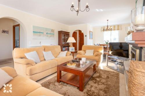 Villa Mima by Abahana Villas in ซานไคเม