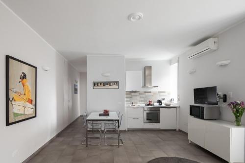 Nice and spacious apartment near the Vatican and Starbucks, Rzym (zdjęcie 7)