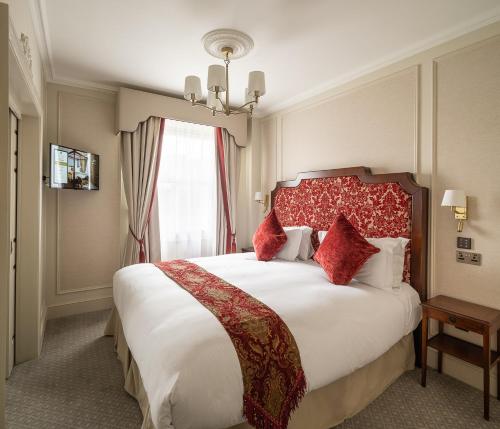 The Leonard Hotel - image 11