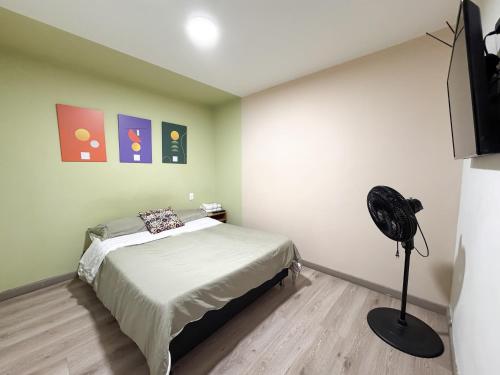 Aparta estudio cerca al Parque Lleras M202 By Roots Rentals