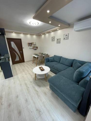 Apartment Iztochen blvd, free parking, Plowdiw