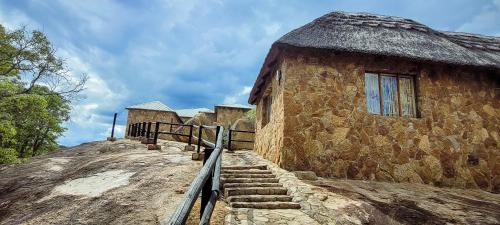 Exterior view, Matopo Ingwe Lodge in Matopos
