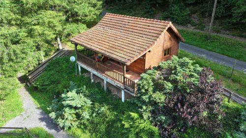 2 bedrooms, 3 beds
