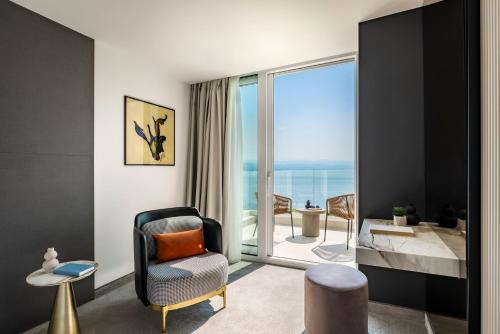 608313313 Grand Hotel Adriatic