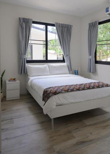 Serenity Sands Villas #1 Serenity Sands Villas #1