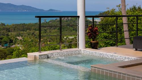 L'Esterel Villa - A Tropical Oasis at Maenam Hills thumbnail 3