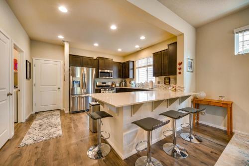 Kitchen, 2 private bedrooms 1 private bathroom in shared home in Happy Valley (OR)