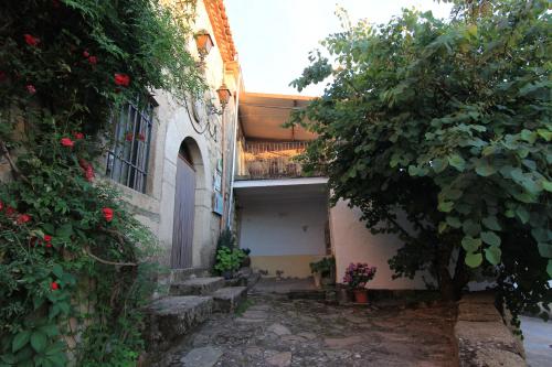 Dārzs, Casa Palacio Carvajal in Cabezabellosa