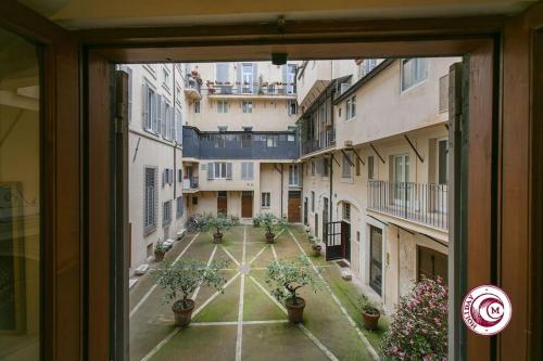 Palazzo Scapucci Apartment a Navona, Roma (foto 3)