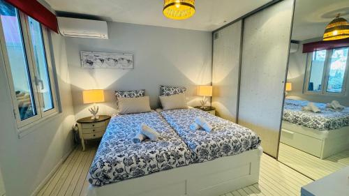Eze flat with terrace sea view and mountain view, Èze (foto 10)