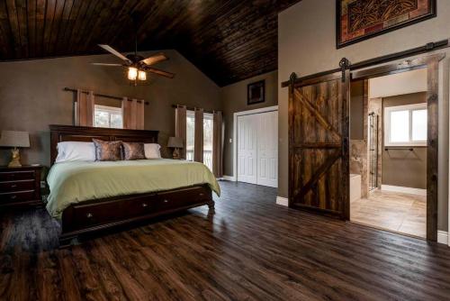 The Tuscan Table Rock Lake Home in Kimberling City, USA