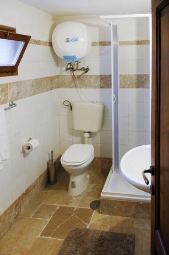 House with 2 bedrooms in Ostuni with furnished garden 16 km from the beach