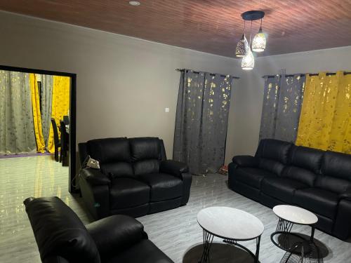 Steady State Apartment 5 in Chelston