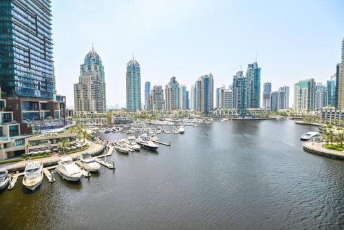 Iconic Sea View Marina - LUX NEW, Dubai (Foto 4)
