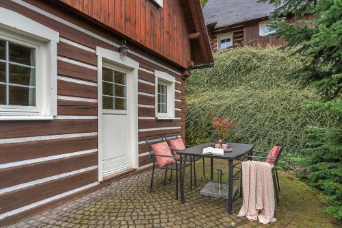 Modern chalet Na Zlatniku in Zlata Olesnice