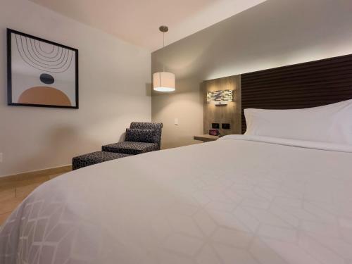 King Suite image 2