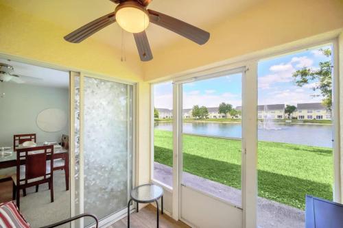 Cozy Townhome with a view in Kissimmee, USA