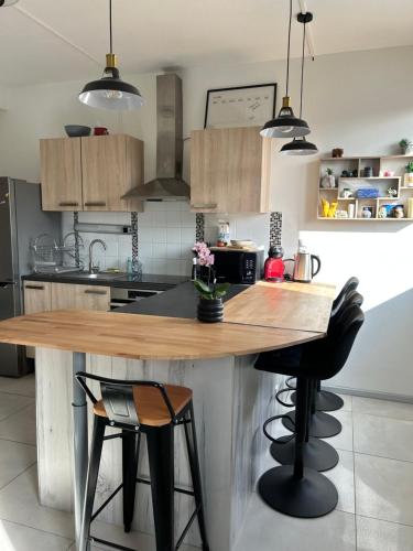 Duplex 65m2 lumineux avec vue sur le chateau 3 etoiles in Montbeliard