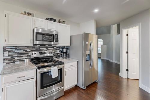 3-Bedroom Modern House in Frisco in Frisco, USA