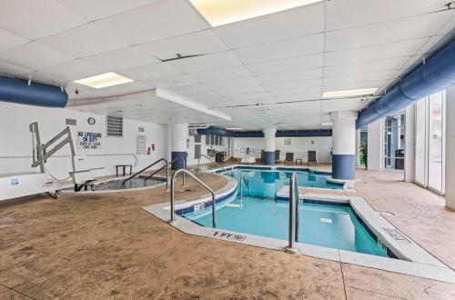 Horizon at 77th - Unit 812