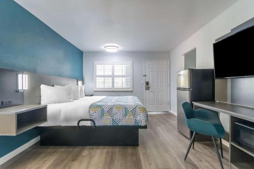 Gateway Inn - image 12