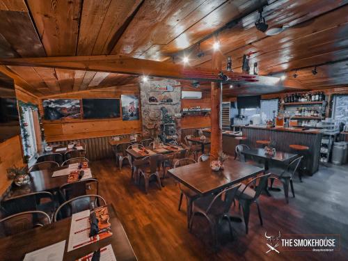 ห้องอาหาร, Ouray Riverside Resort - Inn & Cabins in อูเรย์ (โคโลราโด)