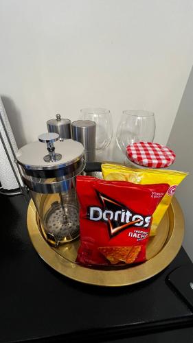 Eten en drinken, ALL NEW 2BR Loft in Chilliwack (BC)