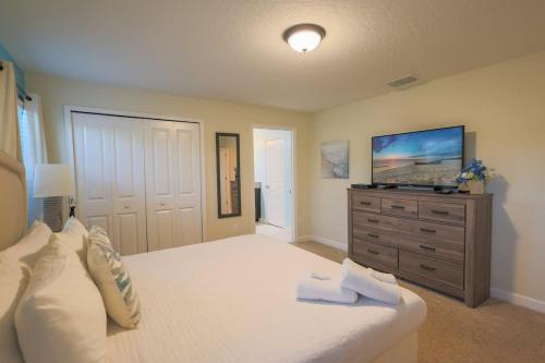Magical Townhome private pool in Storey Lake in Kissimmee, USA