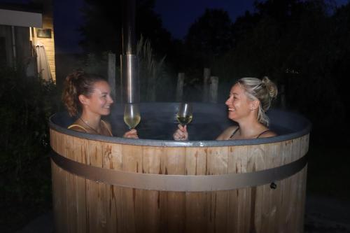 Wellness Chalet Veluwemeer Wellness Chalet Veluwemeer